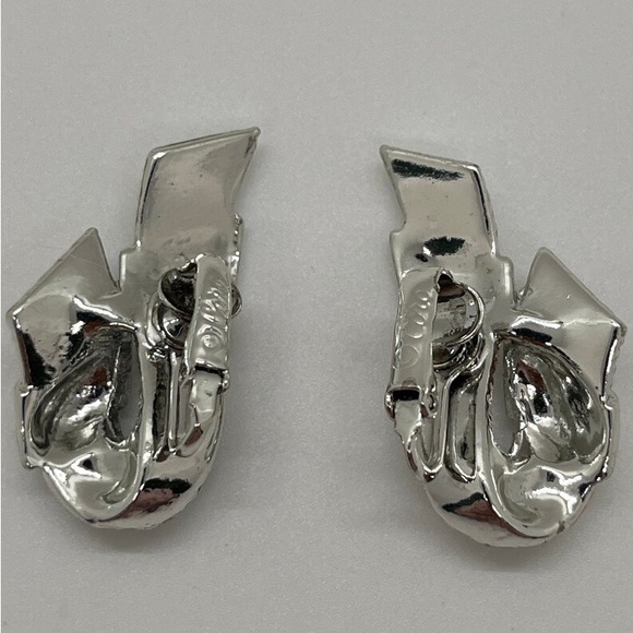A Pair of Silver-Tone Clip-On Coro Signed Ribbon Earrings - Picture 2 of 5